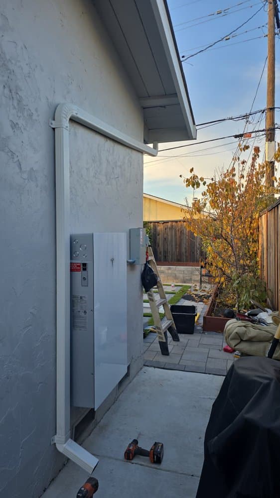 05 — San Francisco · Gutter installation