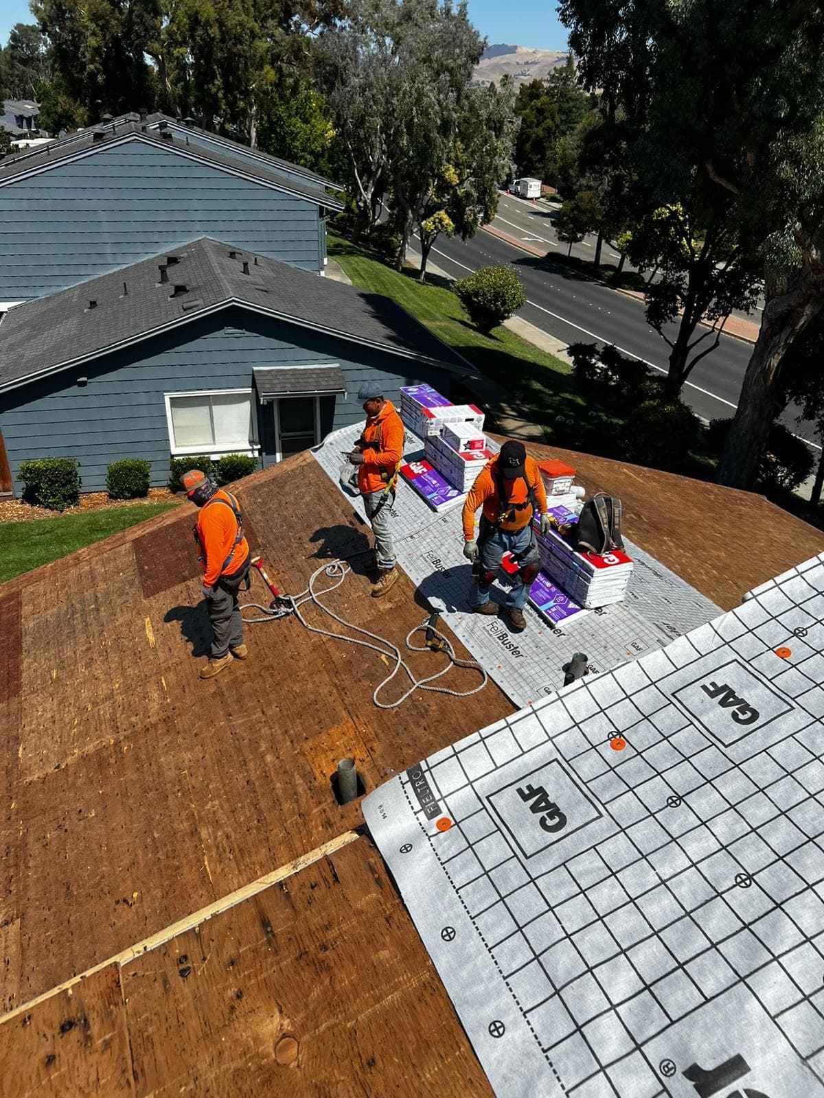 Roof Installation & Repair